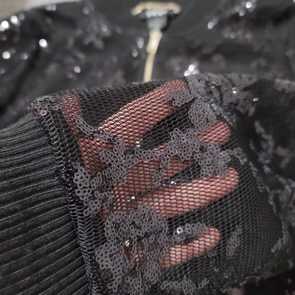 DKNY sweater size XS - Picture 5 of 9